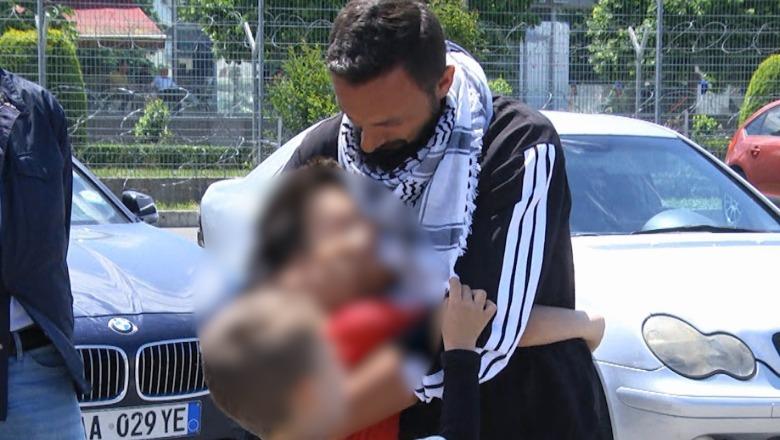 Ekskluzive/ U ndalua nga Izraeli, aktivisti shqiptar Baki Goxhaj mbërrin në Shqipëri