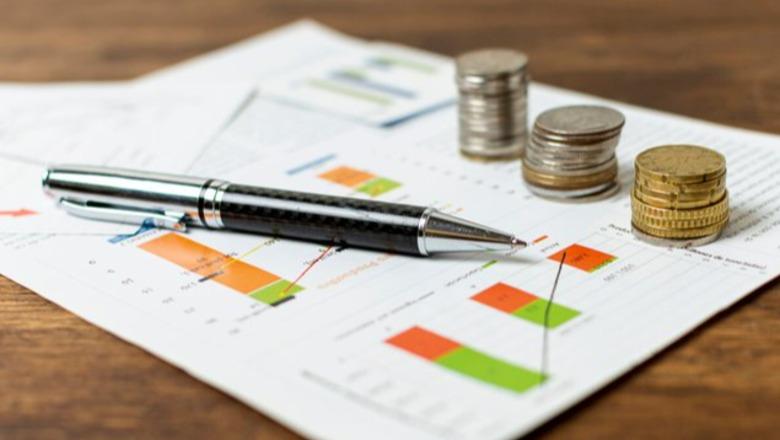 Të ardhurat tejkalojnë planin, me shpenzimet ‘dorështrënguar’! Në 4-muaj u mblodhën 144 mln € mbi pritshmëritë, efekt edhe rritja e çmimeve