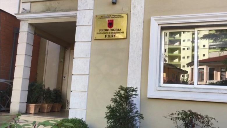 Falsifikuan vendimin e Apelit të Tiranës dhe Gjykatës greke për të divorcuar klientin, Prokuroria e Ferit dërgon në gjyq avokaten dhe përkthyesen