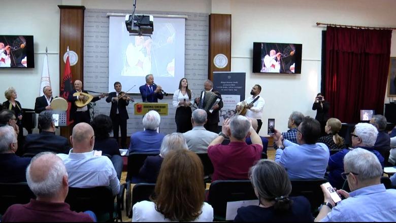 “Laver Bariu, ustai i fundit”, vepra për mjeshtrin e sazeve! Akademiku Tole sjell historinë e muzikës qytetare të jugut