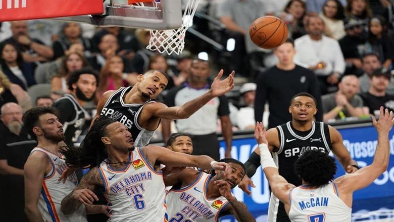 NBA  San Antonio fiton kundër Oklahomës dhe barazon 3 3 serinë e play off it  fituesin e vendos ndeshja e shtatë