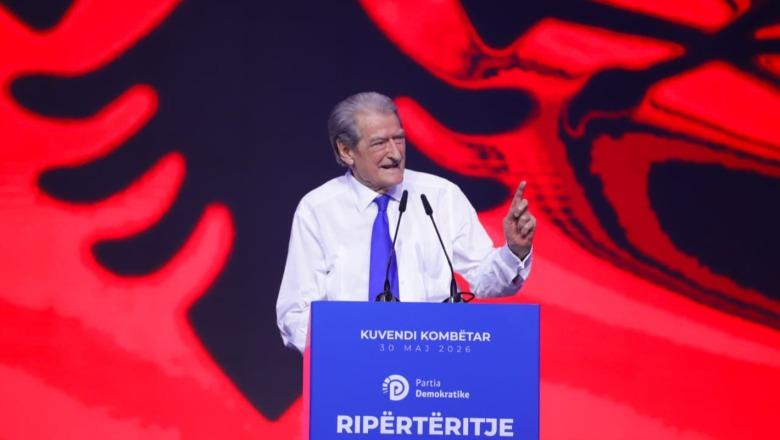 Berisha para delegatëve të Kuvendit: Rama bëri gjithçka për asgjësimin e PD, por kjo parti s’është për tregti! Rama arrestoi liderët e opozitës (VIDEO)