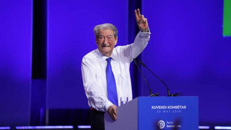 Kuvendi Kombëtar i PD/ Votohen ndryshimet statutore, zbehen ‘primaret’, kandidatët futen në filtrin e një komisioni! Berisha sulm tjetër ndaj mediave