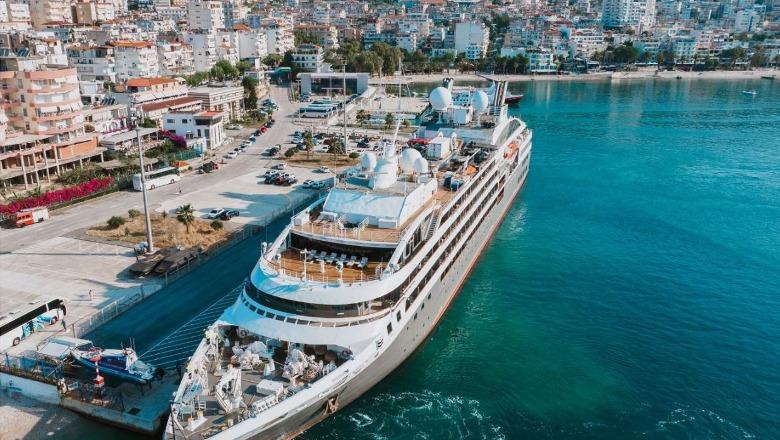 Kroçera ‘Le Boréal’ ankorohet për herë të parë në Portin e Sarandës, 207 turistë do të vizitojnë atraksionet kulturore