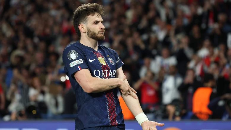 Kvaratskhelia shpallet lojtari më i mirë i Champions League për sezonin 2025-26