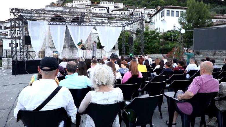 Artistët siçilianë çelin Javën e Kulturës Italiane, mbrëmje magjike me muzikë jazz në Berat