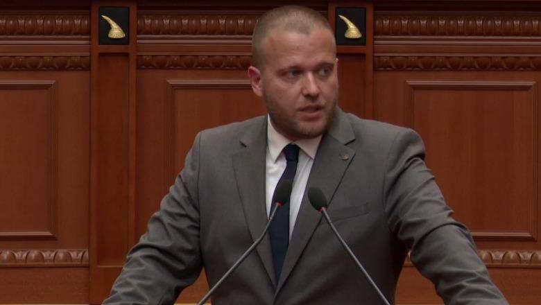 Deputeti socialist shpjegon konfliktin e pronave në Zvërnec dhe mbron projektin 4 miliardë euro: Gjiri i Vlorës mund të bëhet elitar në Mesdhe
