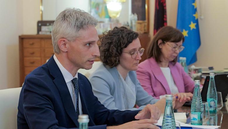 Sejko pret misionin e FMN-së, vlerësohet ecuria e ekonomisë shqiptare: Perspektiva mbetet e favorshme