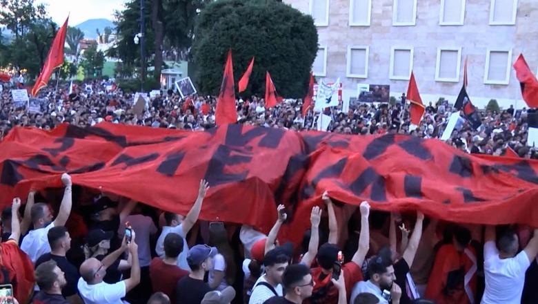 Ylli Pata: 'Flamengos', impakti i betejës globale anti-Trump nga Tirana