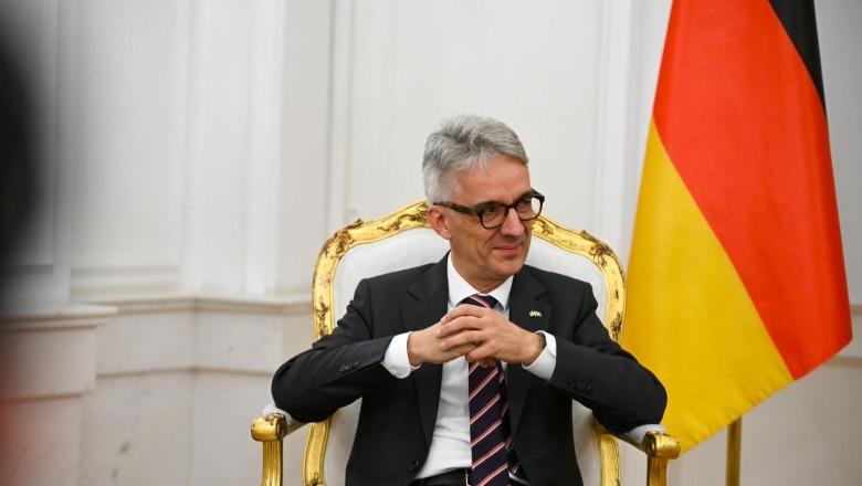 Zgjedhjet në Kosovë, ambasadori gjerman: Procesi po zhvillohet qetë dhe pa probleme, presim me interes rezultatet!