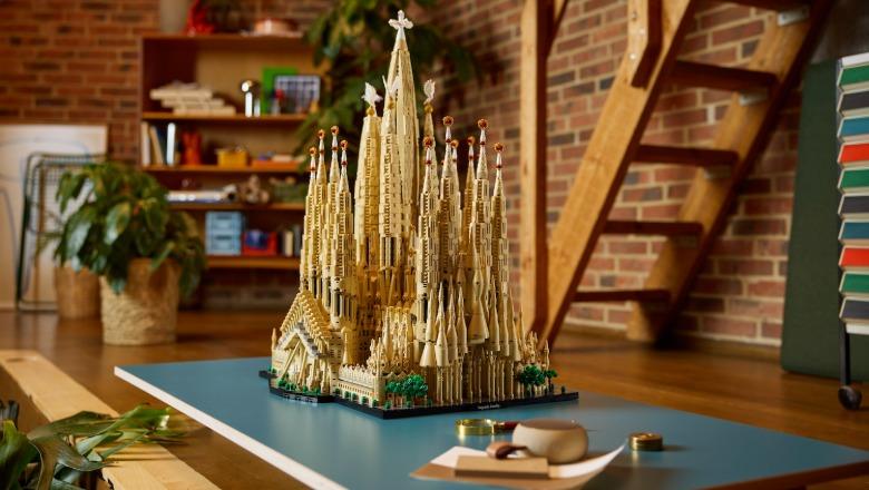 Sagrada Família në ‘miniaturë’! Bazilika ikonike e Barcelonës kthehet në setin më të madh Lego, përfshin mbi 12 mijë pjesë