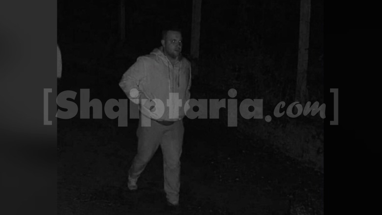 Tiranë/ I veshur me të bardha, pamjet kur autori që dyshohet se rrëmbeu 34-vjeçarin largohet në errësirë 