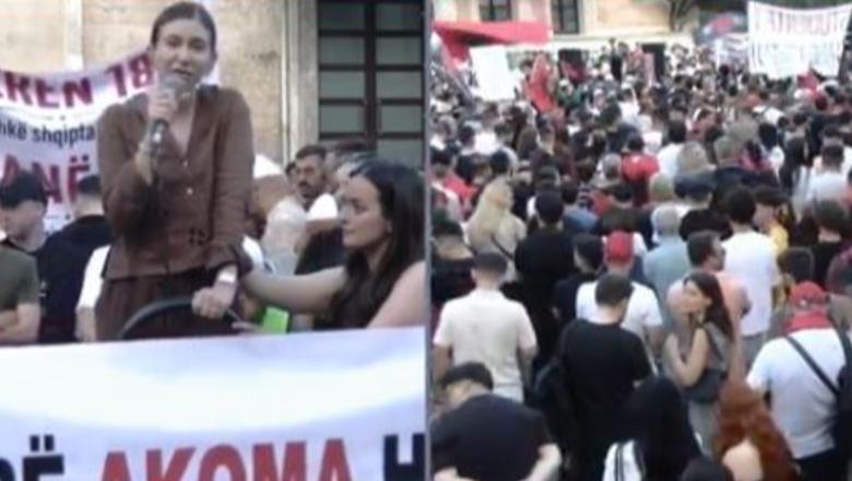 Qytetarja rrëfen historinë e trishtë nga protesta: Babai im i ka humbur të dyja këmbët, ka kryer 26 operacione! Asnjë mbështetje nga shteti, të gjitha paratë po i lemë spitaleve