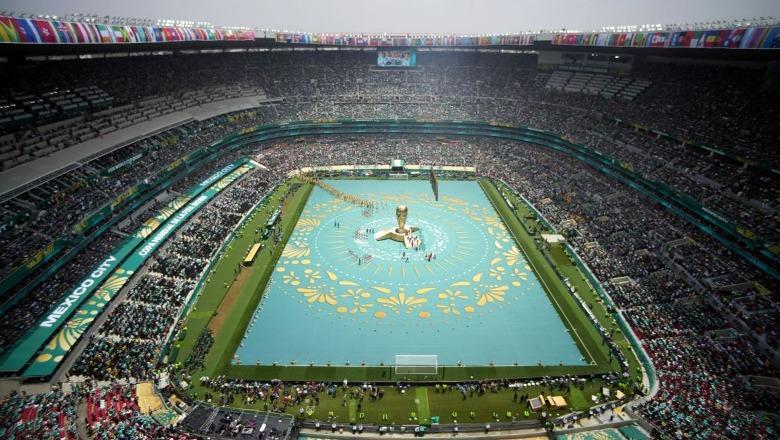 Panik pranë 'Aztecas', tifozi pëson infarkt pak para hapjes së Botërorit 2026