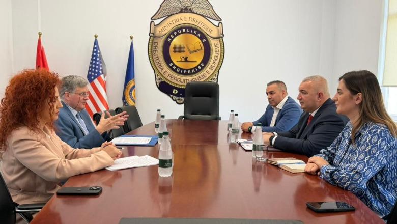 Ambasadori Tarran takim me drejtorin e Përgjithshëm të Burgjeve, rikonfirmon mbështetjen e Prezencës së OSBE-së në Shqipëri për reformën në sistemin e burgjeve