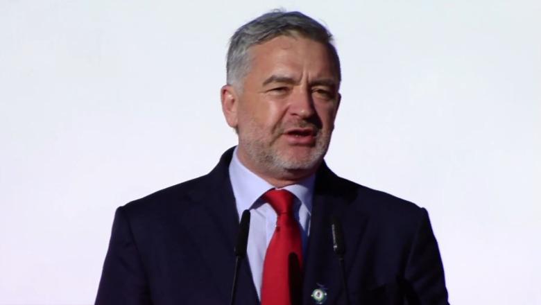 35-vjetori i PS, Klosi: Jemi krenar që kjo forcë politike i ka shërbyer vetëm Shqipërisë, lidershipi i Ramës do e fusë vendin në BE
