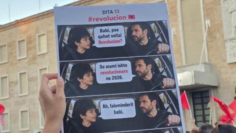 Protesta përmes pankartave, qytetarët frymëzohen nga 'memet' virale