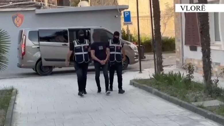 Iu gjendën armë, kokainë e kanabis, dy të arrestuar në Vlorë