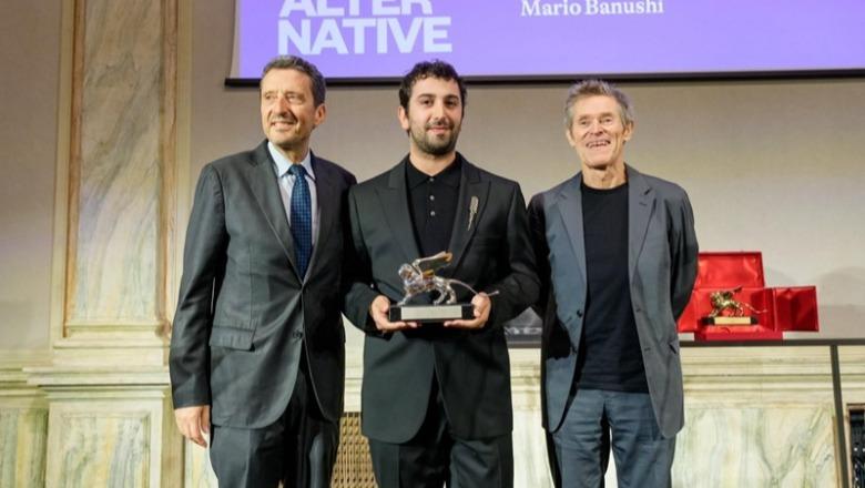 Regjisori shqiptar Mario Banushi nderohet me ‘Luanin e Argjendtë’ në Bienalen e Venecias