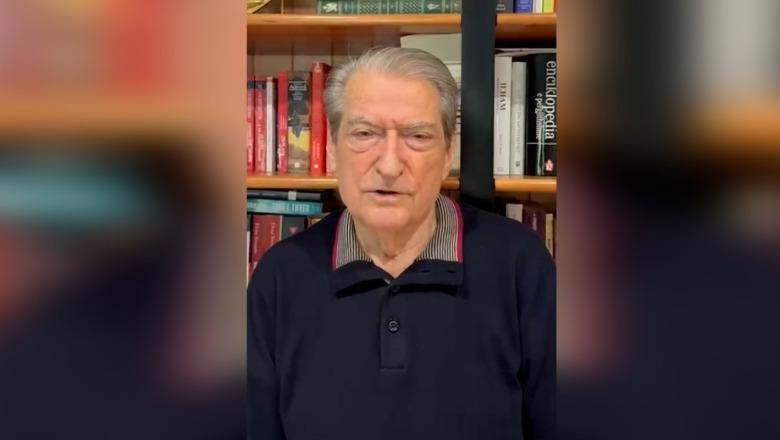 Protesta/ Berisha ‘harron’ thirrjet ndaj tij: Të ikë Rama 