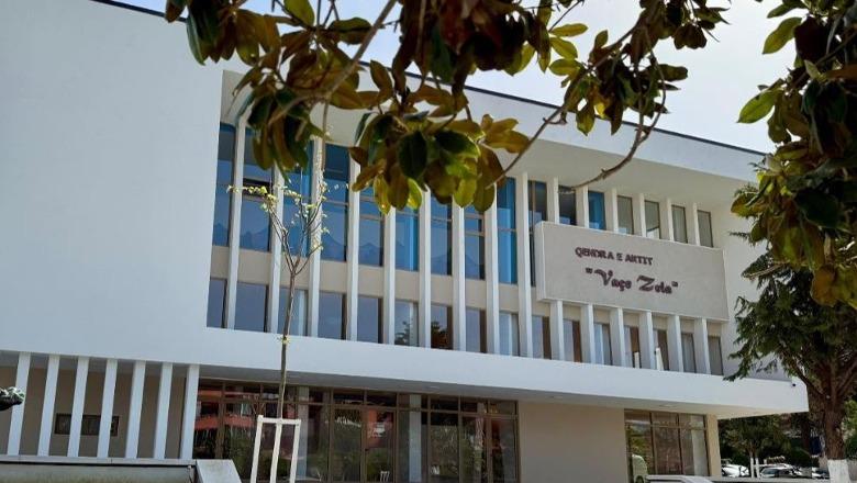 Rama ndan pamje nga Pallati i Kulturës ‘Vaçe Zela’ në Lushnjë: Tanimë i rilindur me kushte dinjitoze