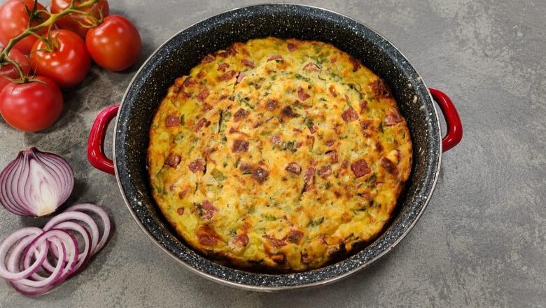 Pite pa petë me patate, proshutë, djathë dhe speca nga zonja Albana