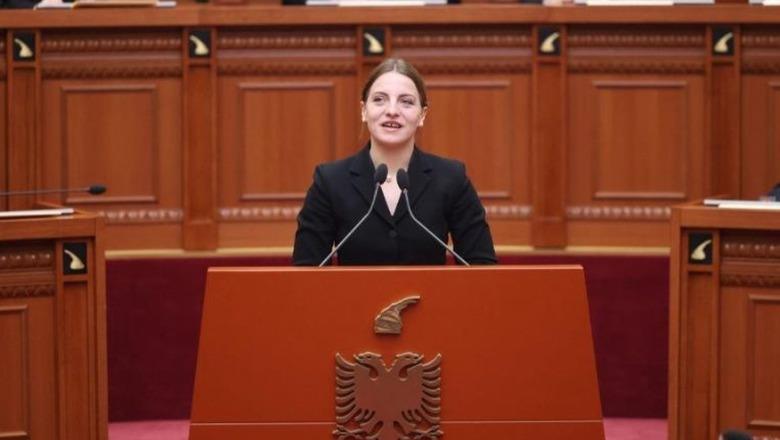 Ardi Stefa: Kujt i përket mandati?