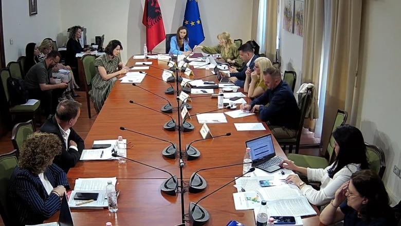 AMA, miliona lekë udhëtime e dieta, investimet harrohen! Institucioni: Jemi i pavarur dhe i vetëfinancuar