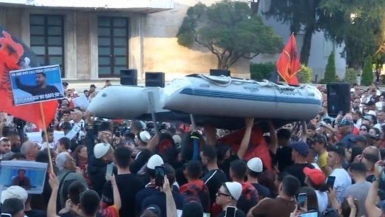 Hamdi Jupe: Ka dalë llumi në tribunë