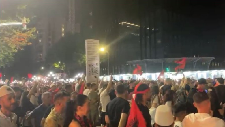 ‘Zvërneci’/ Nisin hetimet për 23 protestues, udhëhoqën turmën për bllokimin e rrugëve! Kallëzohet penalisht për kanosje Gent Progni, qytetari: Unë dhe gruaja ndihemi të kërcënuar prej tij