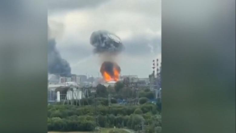 Kievi sulmon ashpër Moskën, godet rafinerinë e naftës, çatia 'fluturon' në ajër! Zelensky: Nëse digjet Ukraina, do të digjet edhe Rusia