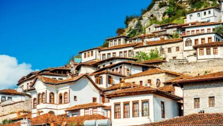 550 mijë turistë në Berat në 5 muaj, 85% e vizitorëve në qytetin muze janë të huaj