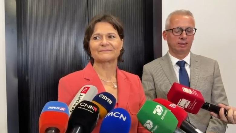 ‘Zvërneci’/ Ambasadorja e Zvicrës në Shqipëri: Pjesëmarrja e njerëzve në tubime, një element i rëndësishëm i sistemeve demokratike