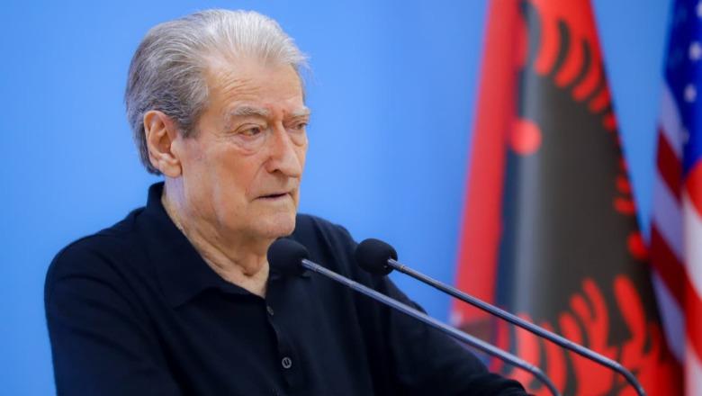‘Angazhim total për protestën’, Berisha: Parlamenti të merret vetëm me kërkesat e qytetarëve, i mbështesim