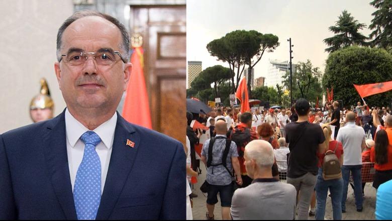 Begaj reagon për herë të parë për protestat në Tiranë: E drejta për t’u shprehur, e mbrojtur nga Kushtetuta! Nxis dialogun, i shërben interesit kombëtar