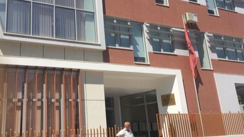 Elbasan/ Abuzuan me fondet e ndihmës ekonomike, detyrim paraqitje për 6 punonjës! 125 mijë euro dëm shtetit