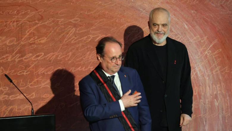 Rama i akordon Medaljen e Artë të Mirënjohjes Publike ish-presidentit François Hollande: Kontribut në forcimin e marrëdhënieve mes dy vendeve