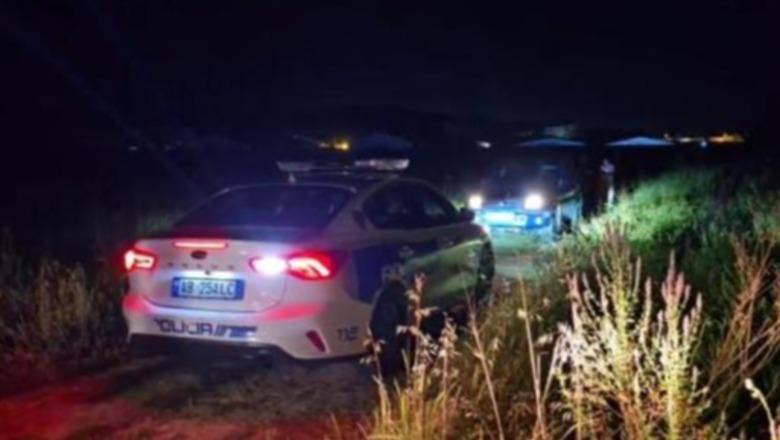 Vrau me thikë vëllain pas sherrit për një copë rrugë, gjykata në Durrës lë në burg 76 vjeçarin Muhamet Rreshka