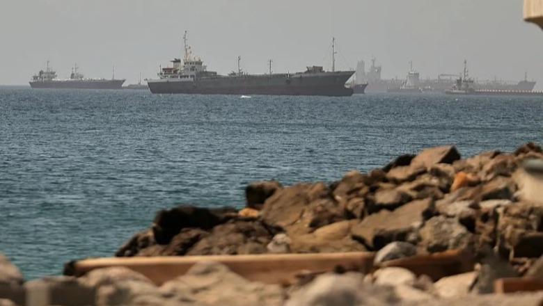 SHBA-Irani rikthehen drejt bisedimeve, Teherani dhe Omani zhvillojnë takimin e parë për Ngushticën e Hormuzit