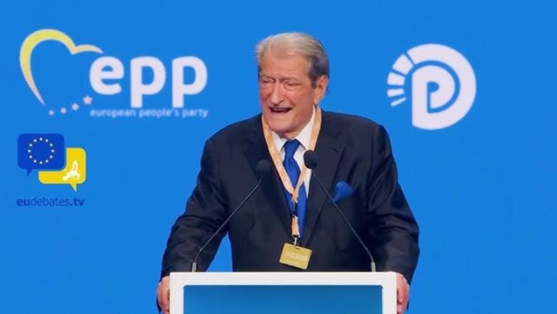 Berisha në Asamblenë e PPE-së, apel për protestat dhe qeveri teknike