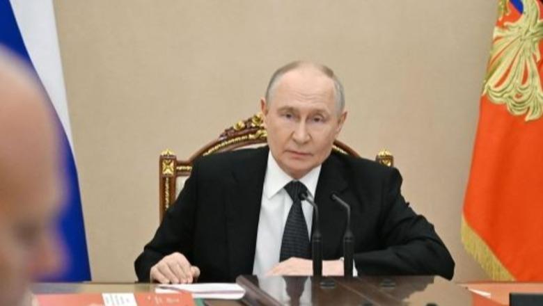 Rusia mbyll një pjesë të kufirit me Europën, bllokon 7 pika hyrëse me Bashkimin Europian, çfarë fshihet pas dekretit, presion ekonomik apo ndalim i largimit të qytetarëve?