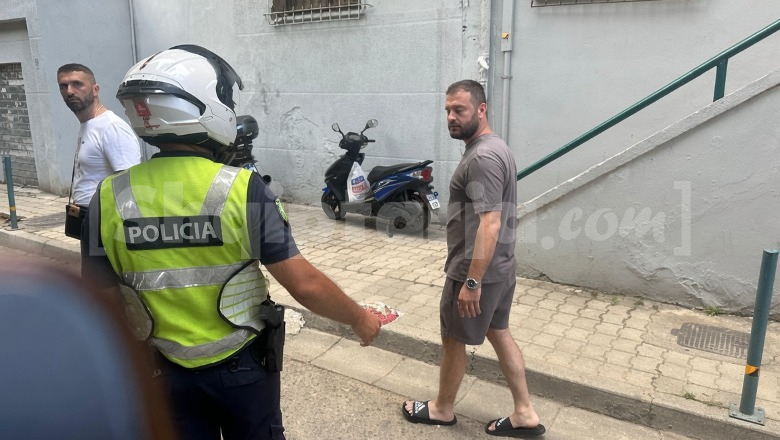 Sherr për gjobat e makinave, dhunohet analisti Ilir Demalia! Report Tv siguron foton e 2 autorëve