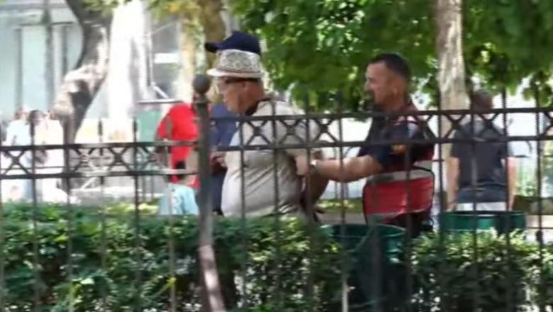 Përplasen fizikisht protestuesit dhe policia, disa të shoqëruar, mes tyre edhe Altin Goxhaj