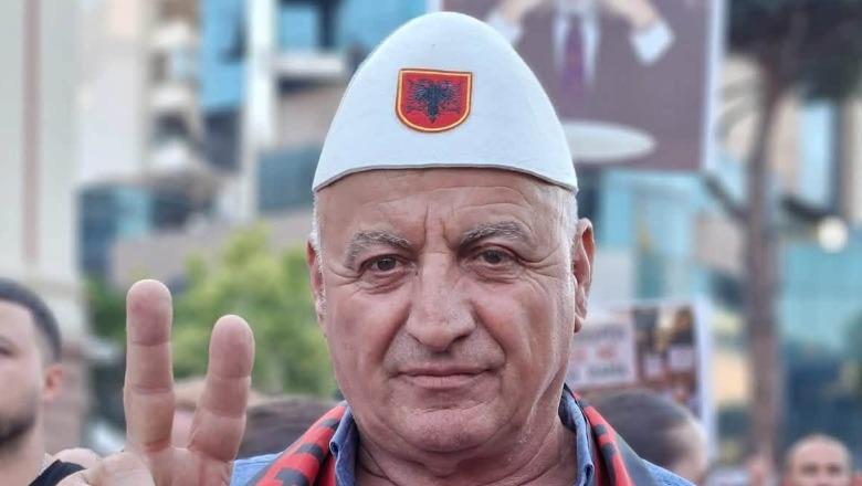 Edhe kreu i PD-së së Mamurrasit në protestë, Lamallari nxjerr pamjet: Partia e molotovarëve gati të djegë Shqipërinë për babain shpirtëror