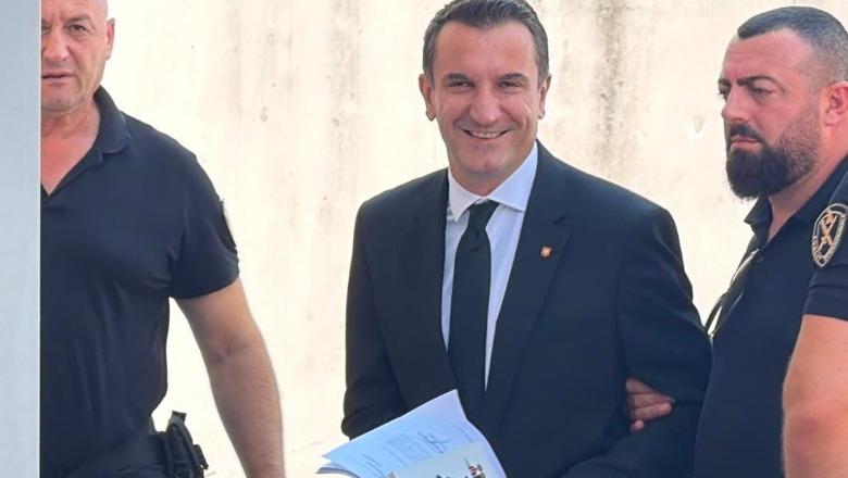 Arrestimi i Veliajt jo proporcional, këshilltarët ligjorë të Veliajt për vendimin e Kushtetueses: Gjykata e Lartë të urdhërojë lirimin e menjëhershëm