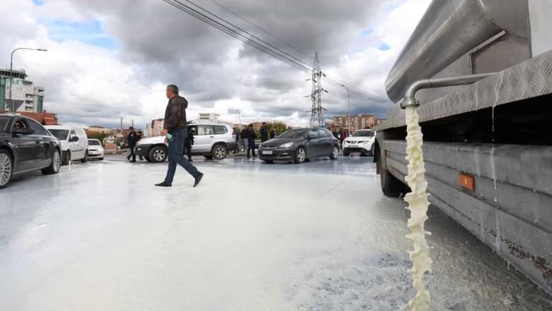 Kosovë/ Fermerët kërkojnë kontrolle në të gjitha fabrikat përpunuese të qumështit