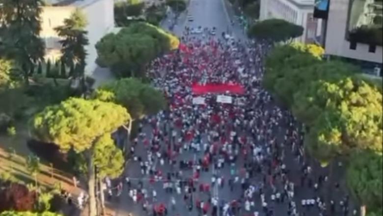 Protesta kombëtare me diasporën, Balla: Sot nuk është më qytetaria e bukur e bulevardit të flamingove, po vjen koha e dialogut