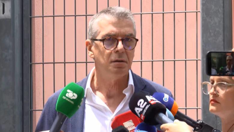 Ish-vartësi Oketa mbron Berishën: Nuk ka ndërhyrë për privatizimin e Partizanit