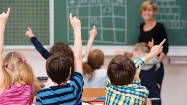 Ministria e Arsimit publikon kalendarin, viti i ri shkollor 2026-2027 nis më 14 shtator
