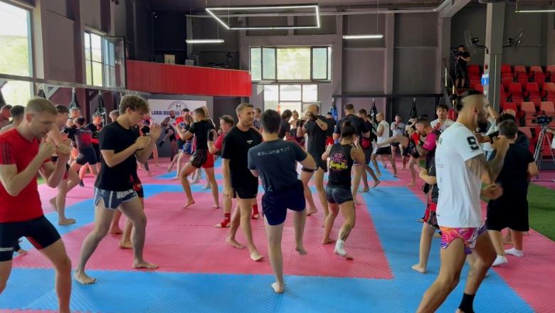 Kampioni i botës në Vlorë, 'Muay Thai' mbledh 120 sportistë nga e gjithë bota! CEO: Shqiptarët dallohen për shpirtin luftarak